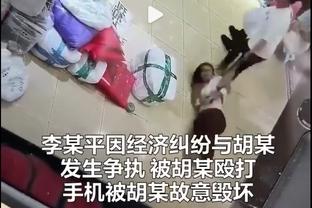 剪掉多件梅西球衣！中国香港球迷：从此不会再关注你，花一分钱